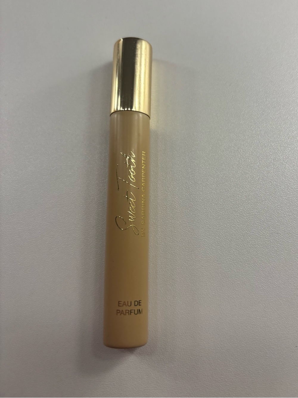 Sabrina Carpenter Perfume